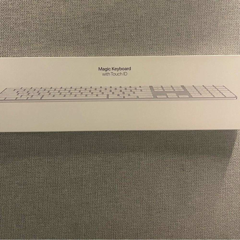 Apple Keyboard with Touch ID and Numeric Keypad - White